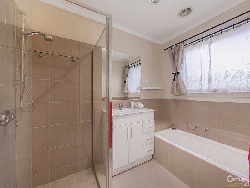 55 Shetland Street, Endeavour Hills VIC 3802