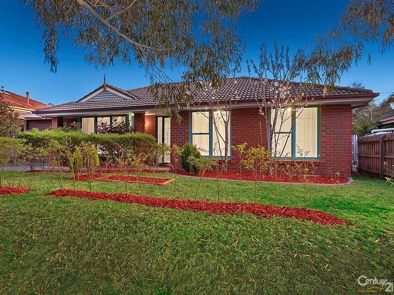 5 Wirrabarra Place, Berwick VIC 3806