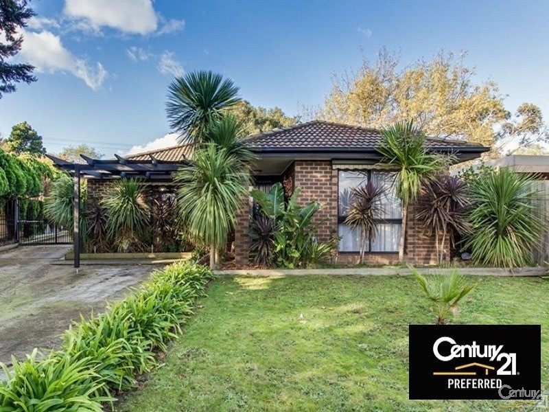 14 Phillip Court, Cranbourne North VIC 3977