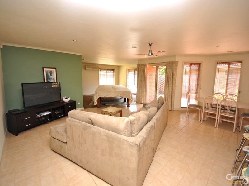 29 Warrenwood Place, Narre Warren VIC 3805