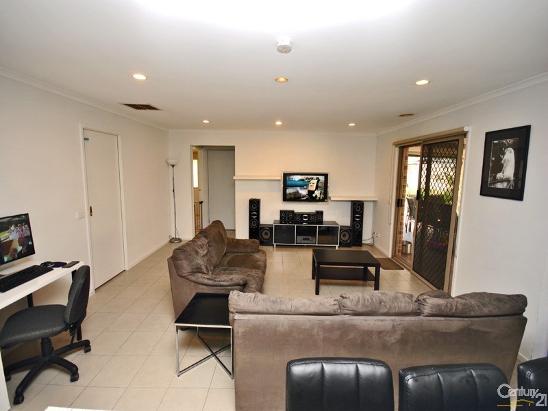 3 Kirrilee Court, Berwick VIC 3806