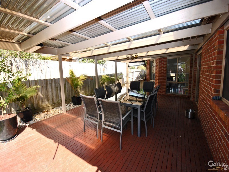 3 Kirrilee Court, Berwick VIC 3806