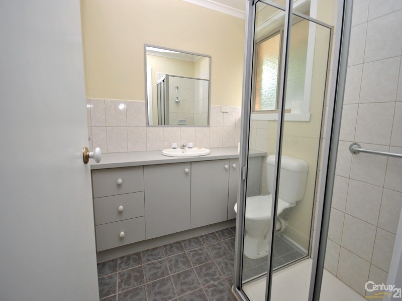 15 Swan Court, Narre Warren South VIC 3805