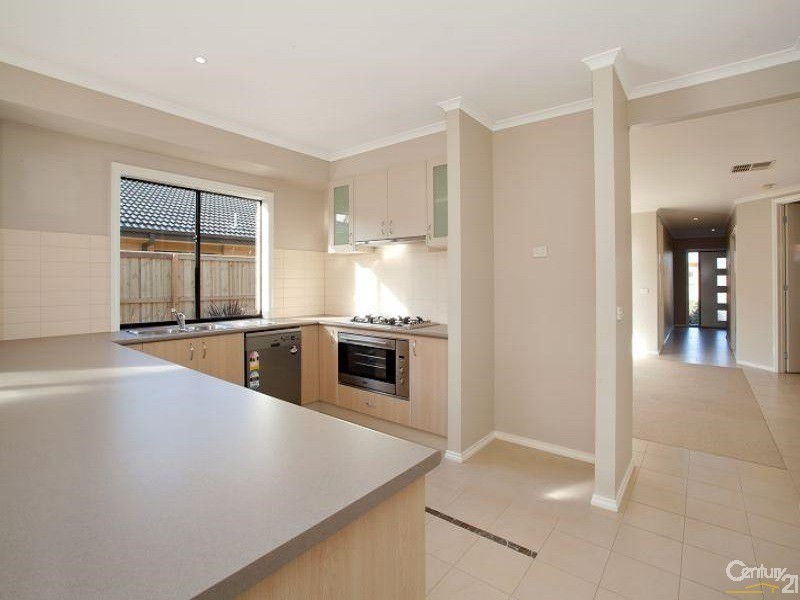 3 Parry Drive, Narre Warren VIC 3805