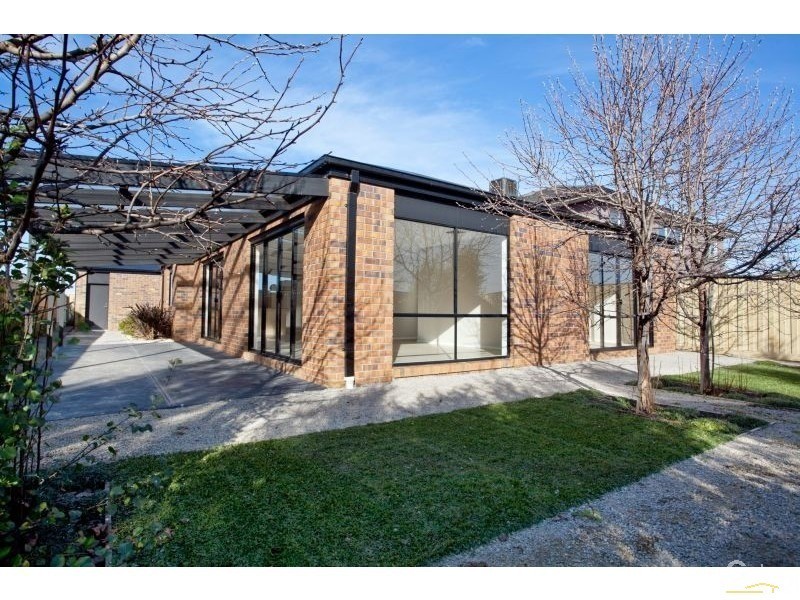 3 Parry Drive, Narre Warren VIC 3805