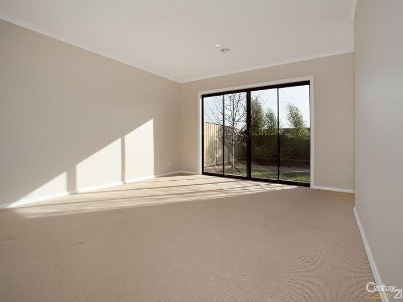 3 Parry Drive, Narre Warren VIC 3805