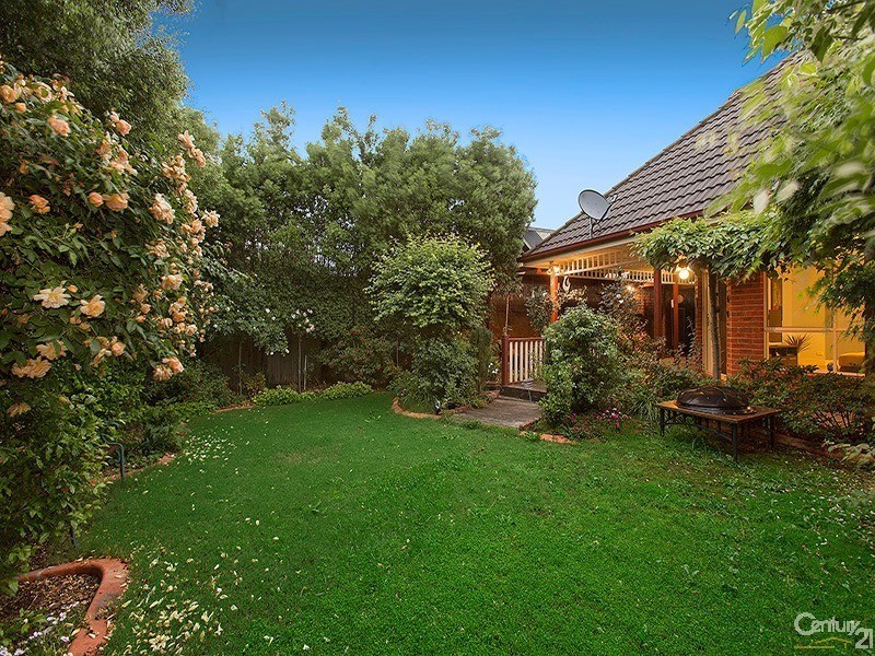 3 Elm Court, Narre Warren South VIC 3805