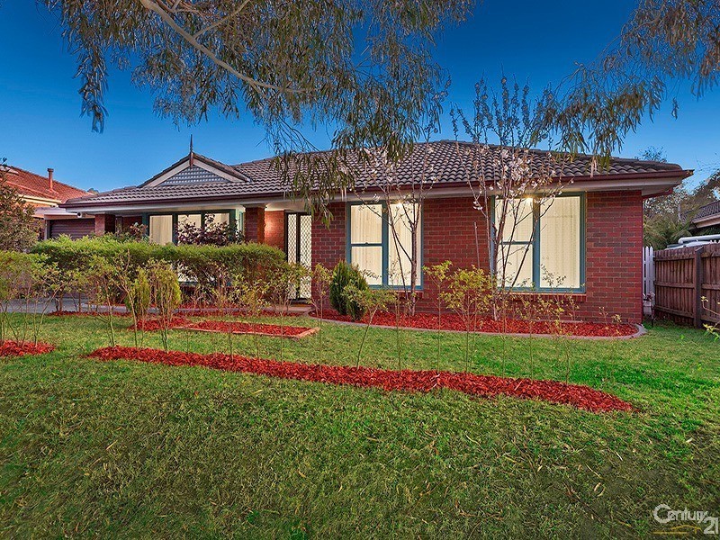 5 Wirrabarra Place, Berwick VIC 3806