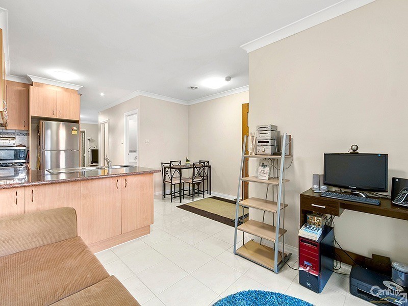 153 Hinrichsen Drive, Hallam VIC 3803