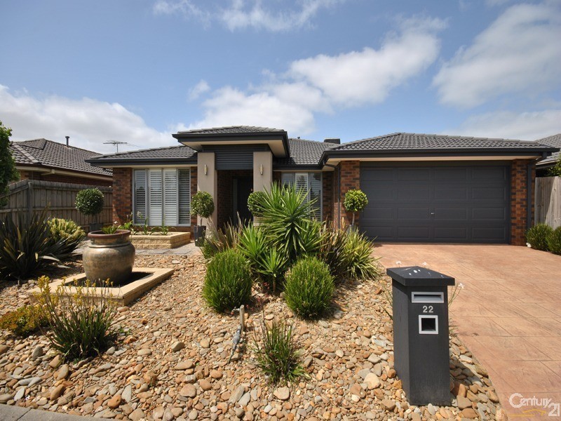 22 Dempster Way, Berwick VIC 3806