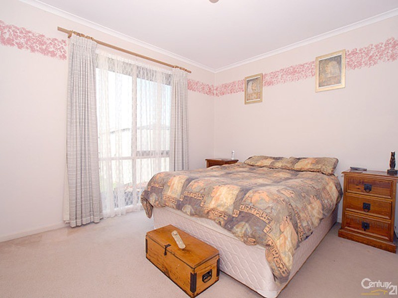 23 Sharpe Court, Berwick VIC 3806