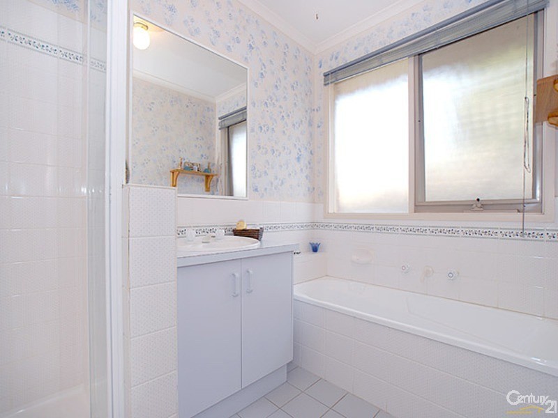 23 Sharpe Court, Berwick VIC 3806