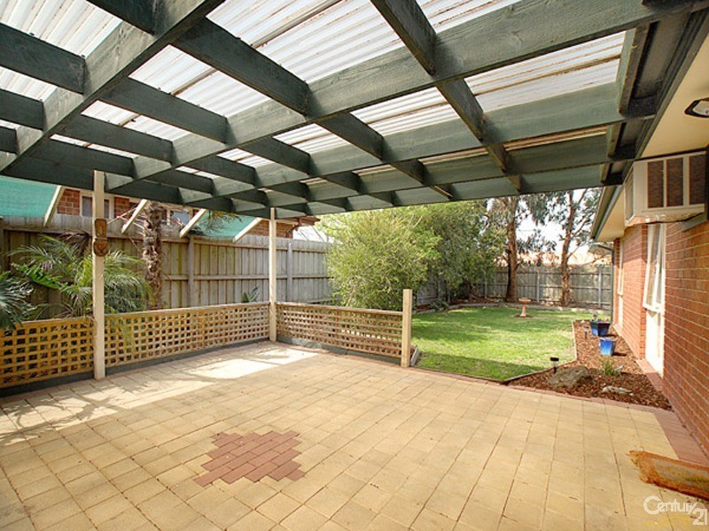 23 Sharpe Court, Berwick VIC 3806