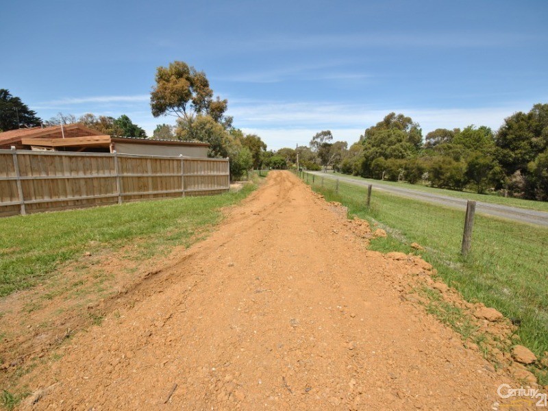 13A McKenzie Lane, Narre Warren North VIC 3804