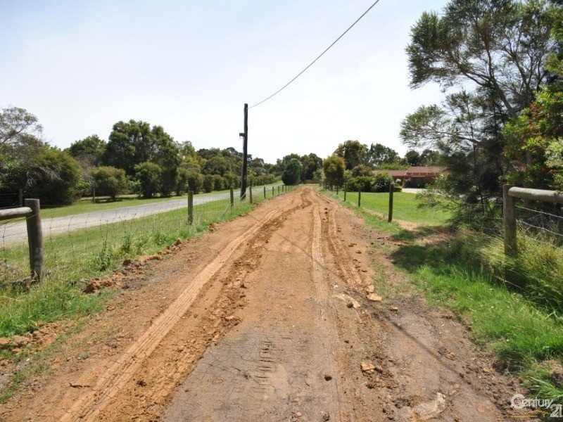 13A McKenzie Lane, Narre Warren North VIC 3804