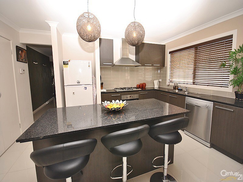 13  Autumn Fields Drive, Cranbourne North VIC 3977