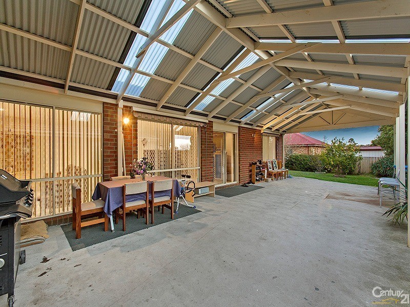 11 Browtop Road, Narre Warren VIC 3805