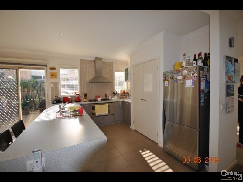 7 Atkinson Drive, Berwick VIC 3806