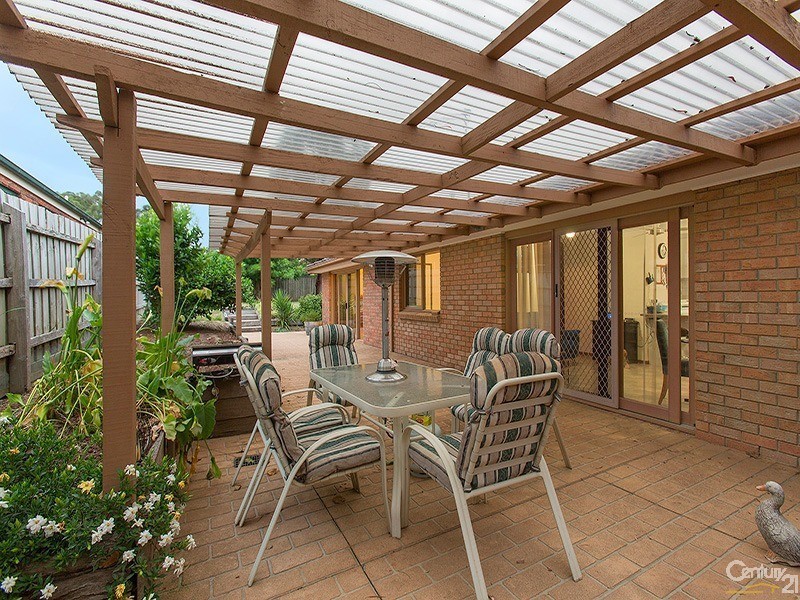 4 Wimmera Court, Berwick VIC 3806