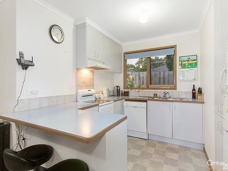 4 Wimmera Court, Berwick VIC 3806