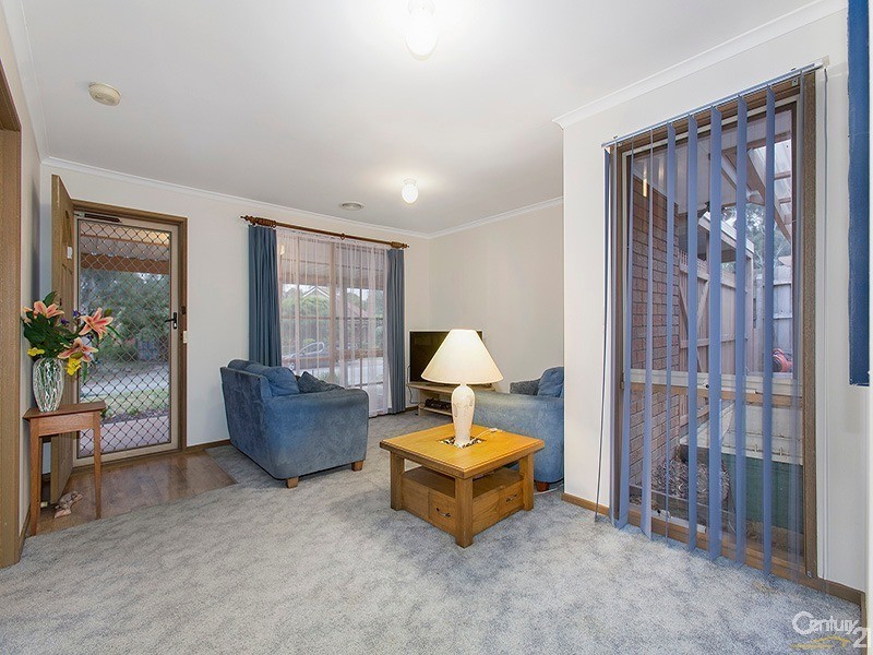 4 Wimmera Court, Berwick VIC 3806