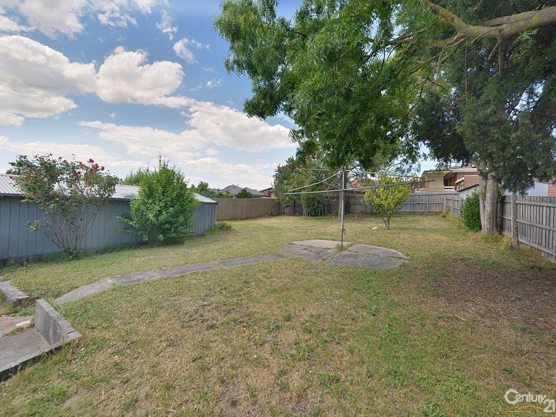 6 Marie Street, Doveton VIC 3177