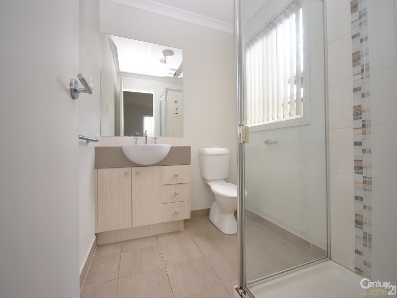 60 Kosta Boda Boulevard, Pakenham VIC 3810