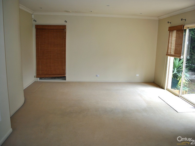 258 Princes Highway, Hallam VIC 3803