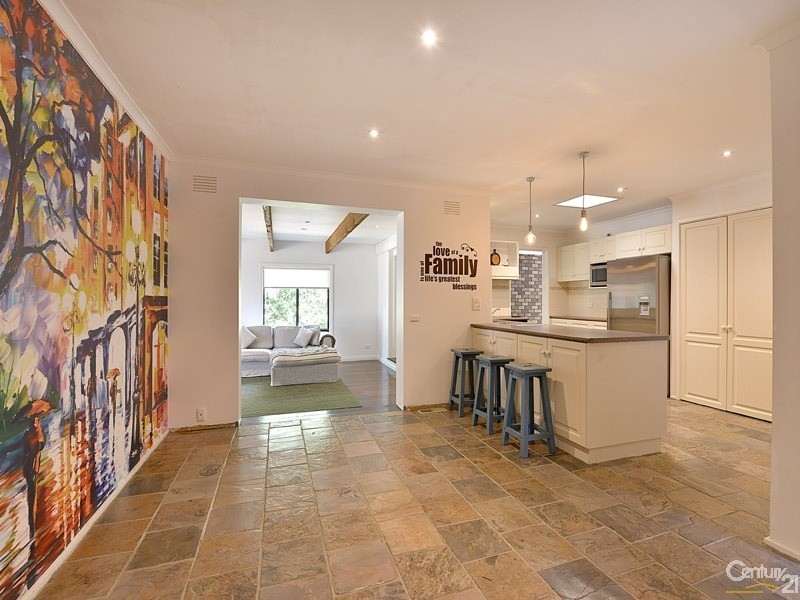 5 Crowley Avenue, Narre Warren VIC 3805