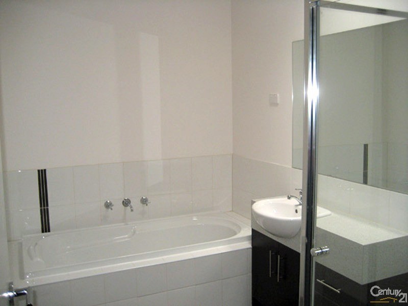 3/7 Roseville Court, Berwick VIC 3806