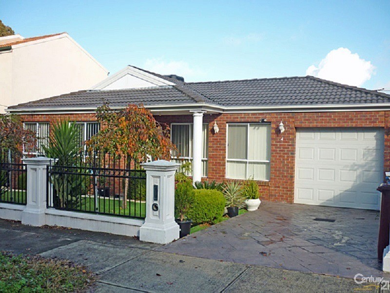 4 Nockolds Crescent, Noble Park VIC 3174