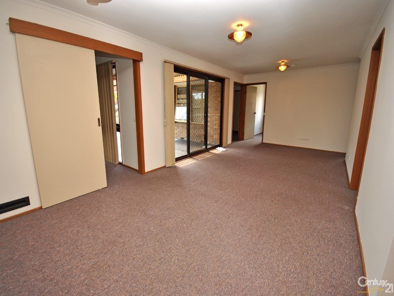 4 County Drive, Berwick VIC 3806