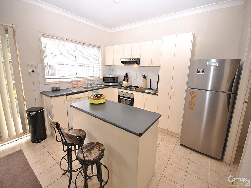 20/12 Grant Close, Berwick VIC 3806