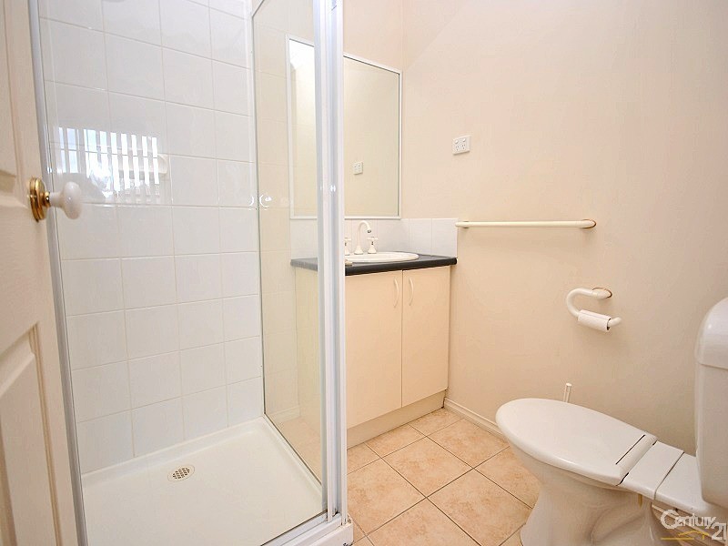 20/12 Grant Close, Berwick VIC 3806