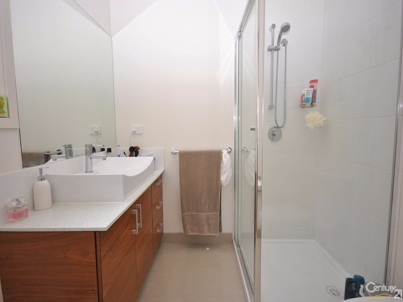 31 Paxford Drive, Cranbourne North VIC 3977