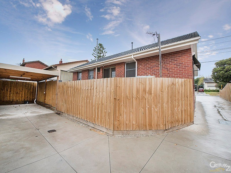 1/120 Kidds Road, Doveton VIC 3177