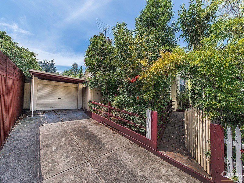 4 Blossom Drive, Doveton VIC 3177