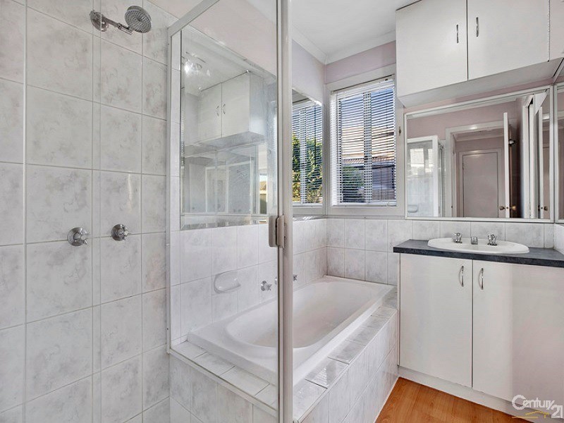 4 Pauline Court, Hallam VIC 3803