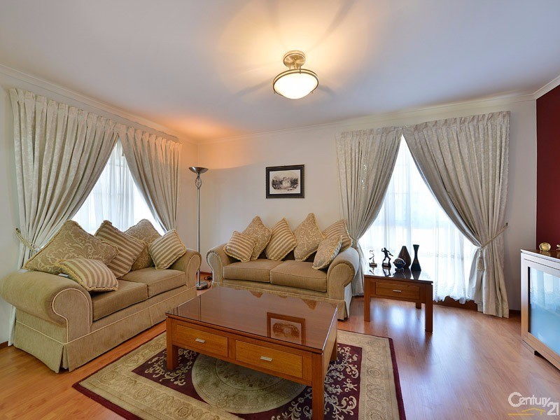 1 Barondi Avenue, Narre Warren VIC 3805