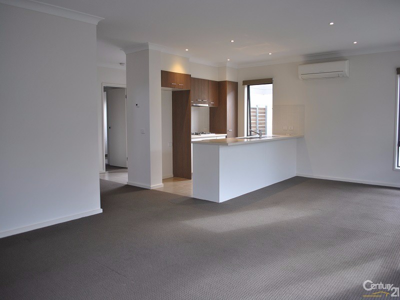 34 Meridian Circuit, Berwick VIC 3806