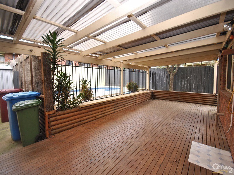 87 Amber Crescent, Narre Warren VIC 3805