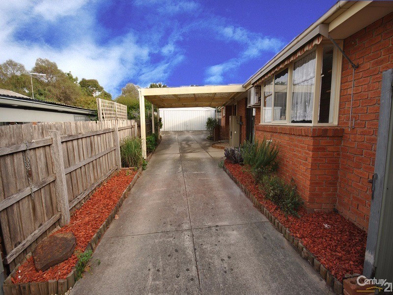 133 Avebury Drive, Berwick VIC 3806