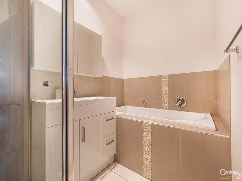 2/16 Alexander Street, Hallam VIC 3803