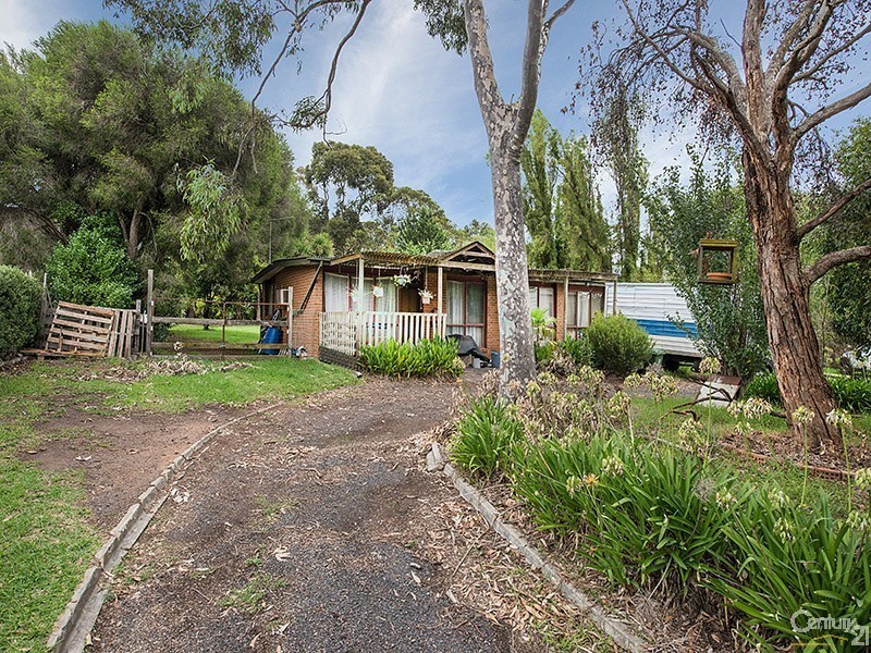 11 Bailey Road, Narre Warren North VIC 3804