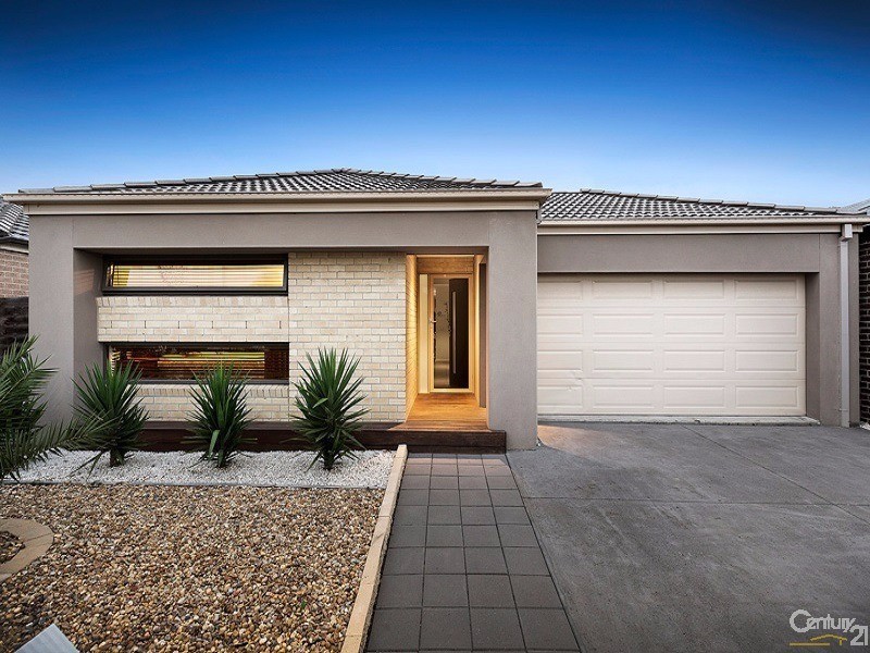 53 Datura Avenue, Cranbourne North VIC 3977