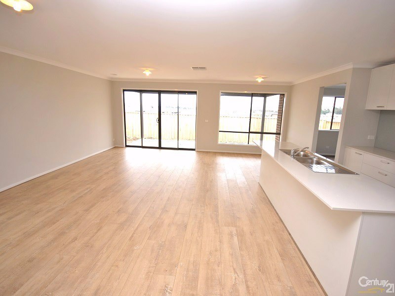 7 Chiswick Street, Officer VIC 3809