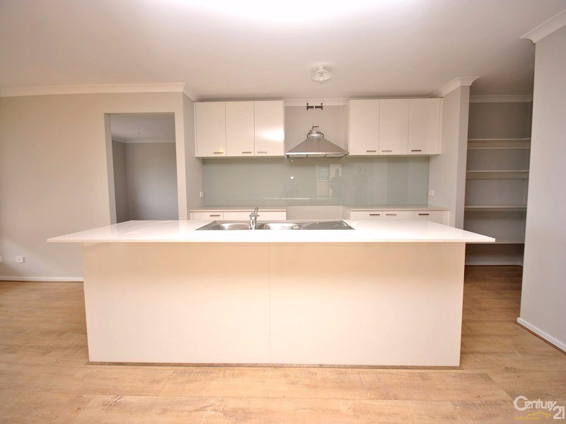 7 Chiswick Street, Officer VIC 3809