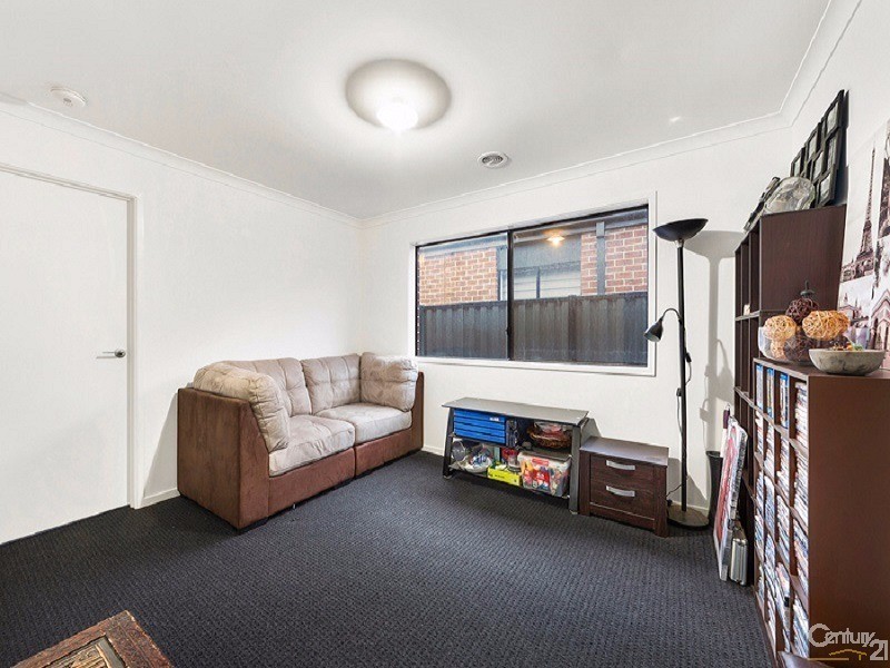 7 Tristram Rise, Clyde North VIC 3978