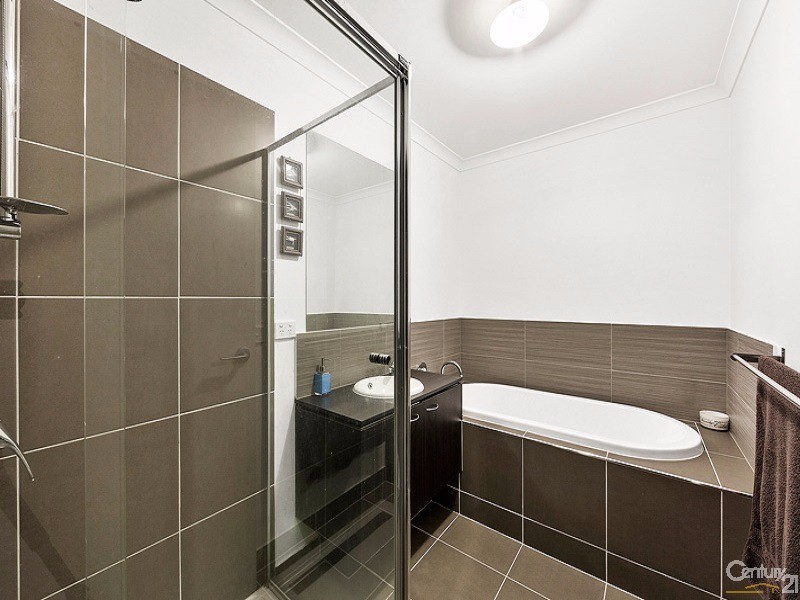 7 Tristram Rise, Clyde North VIC 3978