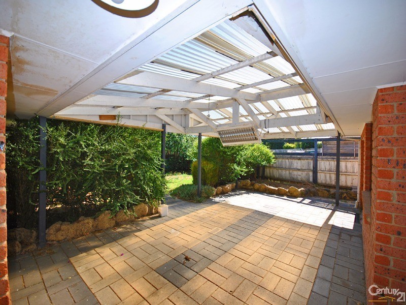 8 Nita Close, Narre Warren VIC 3805